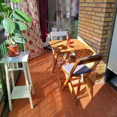 Room In Shared Apartment With Parking Almuñécar Buitenkant foto